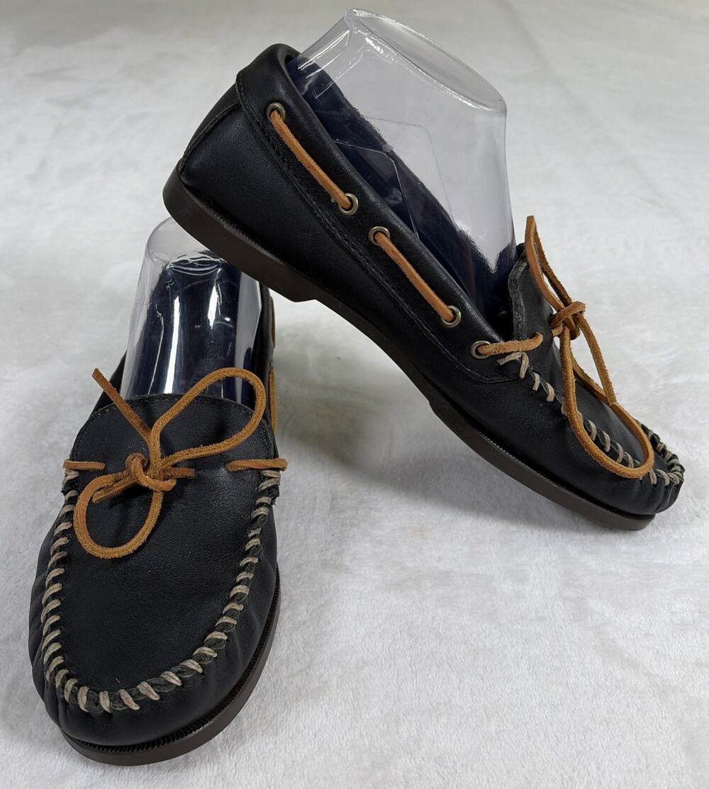 Minnetonka Camp Moc Loafer - Men's 8.5 Moccasins Leather Black w/Tan Laces Chrty